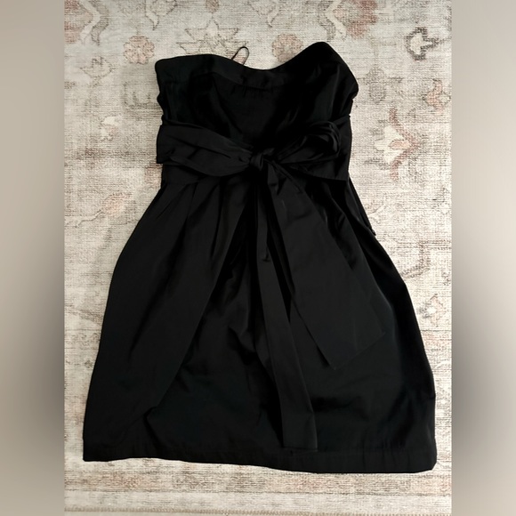 Theory Dresses & Skirts - Black bow cocktail dress. EUC. Theory.